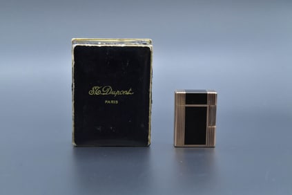 1960 Luxury Vintage S. T. Dupont Black Lacquer & 14K Gold Gas Lighter w/Original Box & Document,