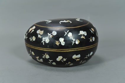 Antique Chinese Black Lacquered Peach Shaped Box Decorated w/Mother of Pearl Inlay