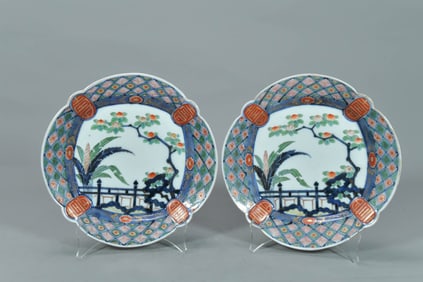 Pair of Antique Japanese Hand-Painted Imari Porcelain Shallow Dishes