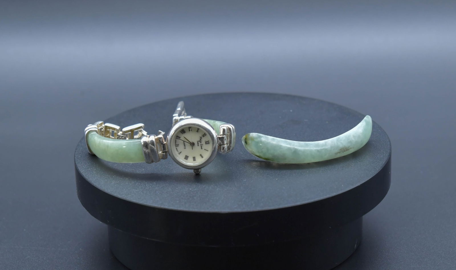 Vintage "Main Line Time" Sterling Silver & Jade Bracelet Watch & Carved Jade Piece (1 of 7)