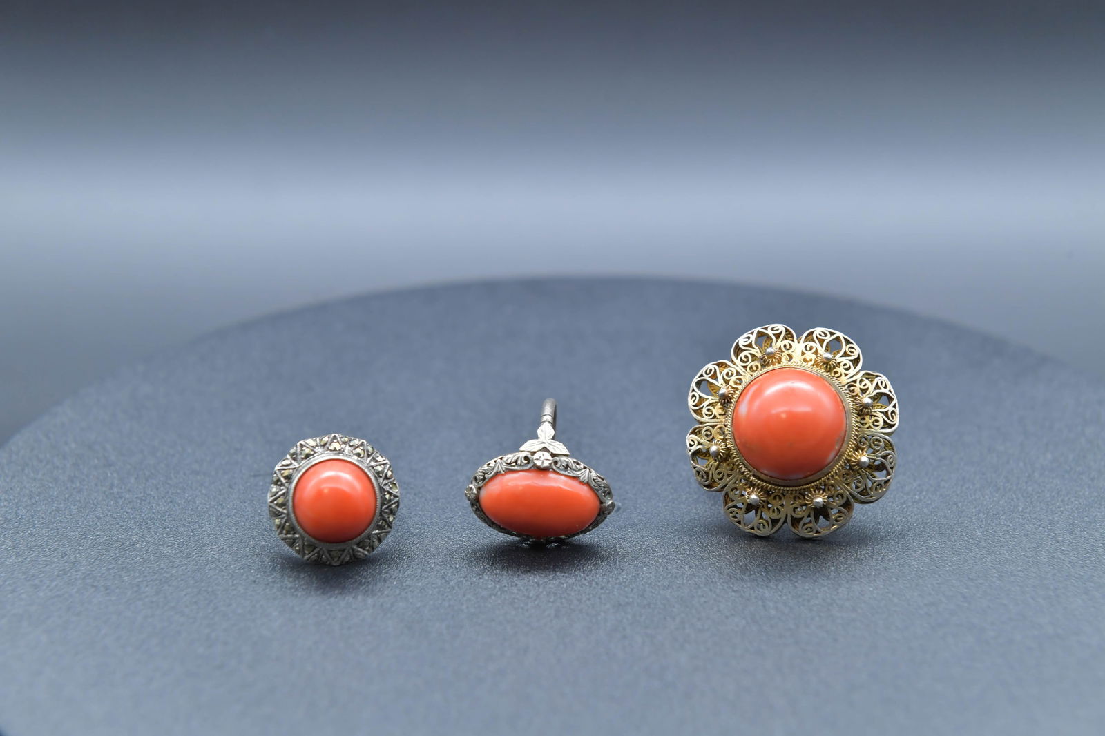 Lot of 3 Vintage Silver Filigree Coral Rings (1 of 7)