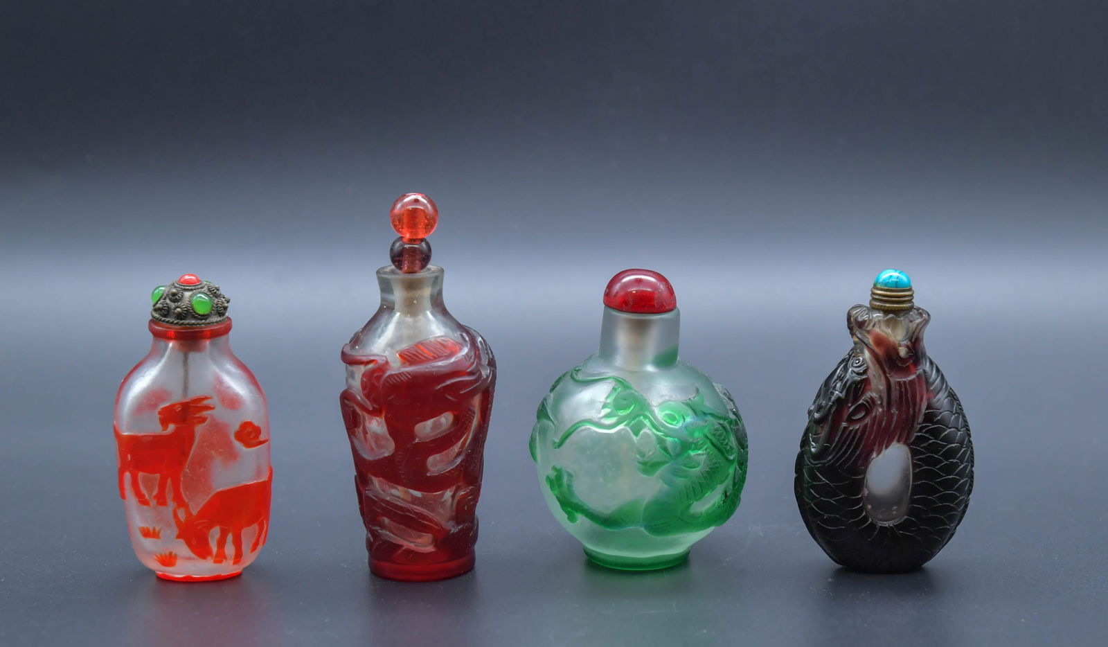 Group of 4 Vintage Chinese Carved Overlay Glass Snuff Bottles w/Stopper (1 of 5)