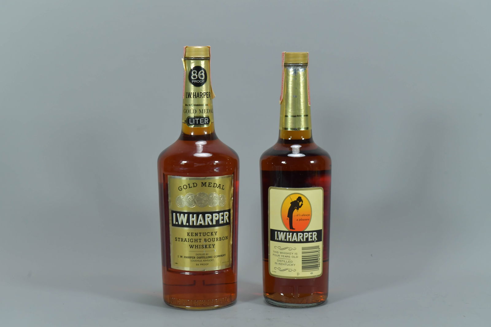 2 Bottles Gold Medal I.W.HARPER Kentucky Straight Bourbon Whiskey 750ml & 1 Liter, Louisville, (1 of 6)