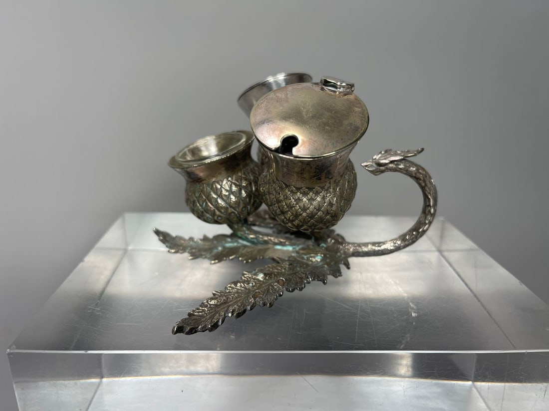 A Vintage Scottish Silver Tone Novelty Thistle Form Condiment Set (1 of 10)