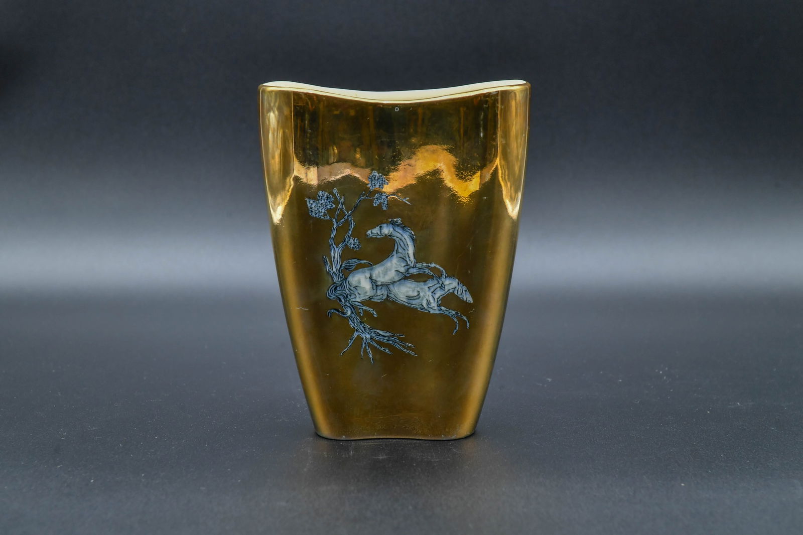 Rare Crown Devon Fieldings Gold & Blue Peguasus Horse Pottery Vase, Made in England: Rare Crown Devon Fieldings Gold & Blue Peguasus Horse Pottery Vase, Made in England. 7"Tall, Top wide 5"1/4, Bottom wide 3"1/4, 2"Deep; Overall in good condition with normal wear.