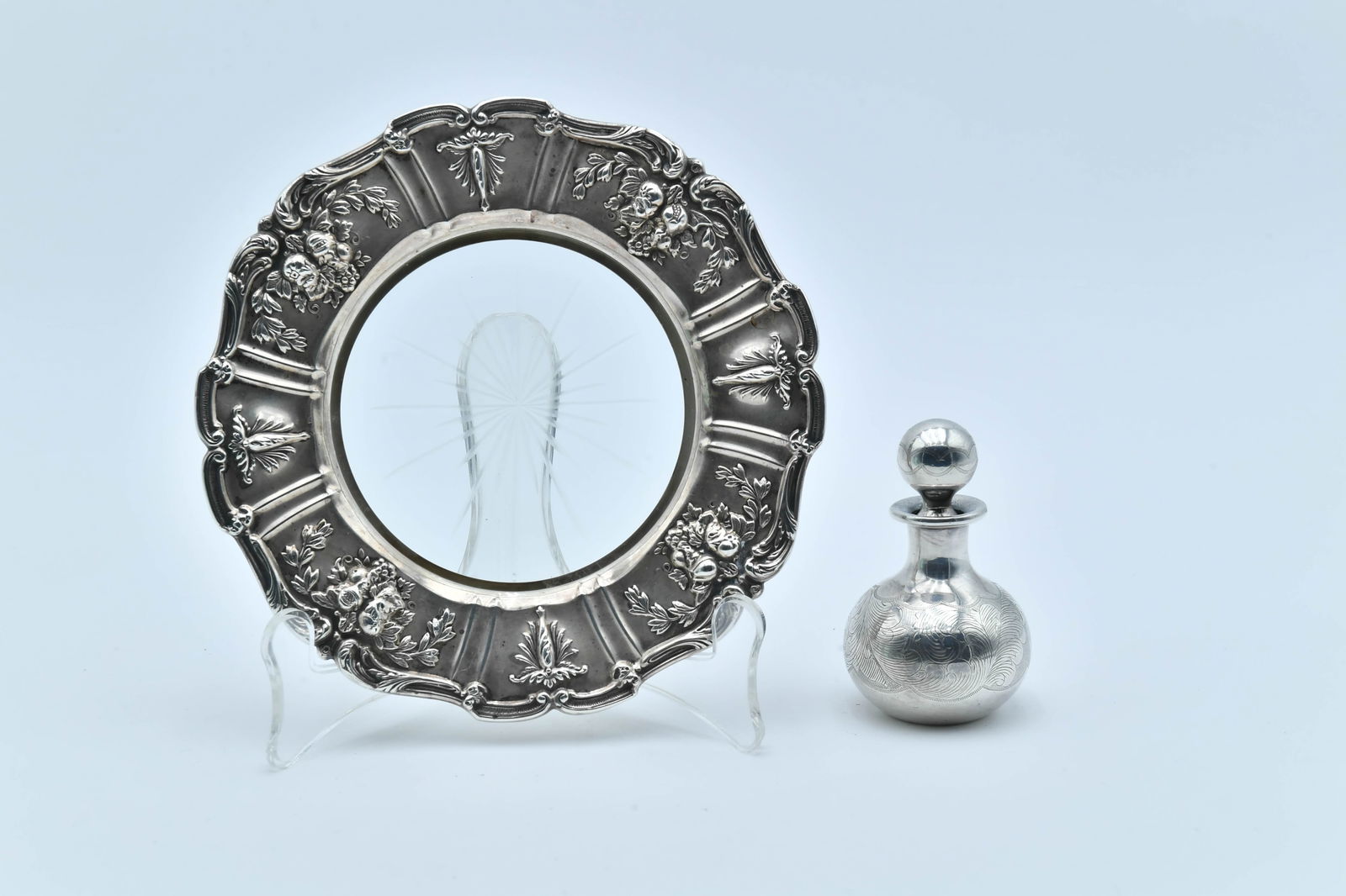 Lot of 2 Vintage Reed & Barton Sterling Silver & Crystal Plate and Perfume Bottle (1 of 7)