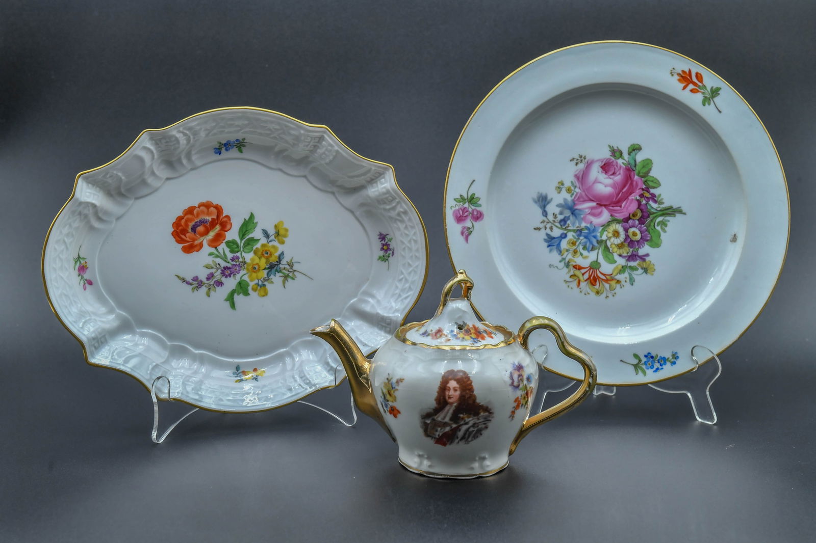 Set of 3 Old Meissen Marked Porcelain Serving Plates & Gilt Portrait Teapot (1 of 6)