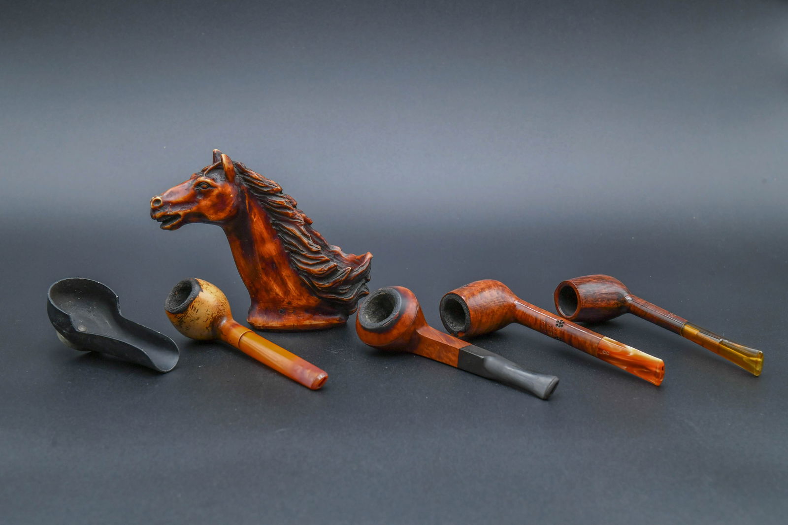 Set of 6 Vintage Smoking Pipes & Pipe Holder (1 of 8)