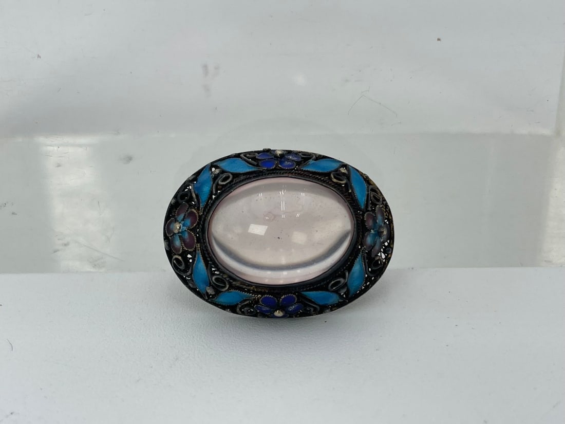 Fine Vintage Chinese Gilt Silver Filigree Enamel & Rose Quartz Brooch: Fine Vintage Chinese Gilt Silver (Marked) Filigree Enamel & Rose Quartz Brooch. Measures approx. 1"1/4 x 7/8", Total weight 9.8g; In perfect condition.