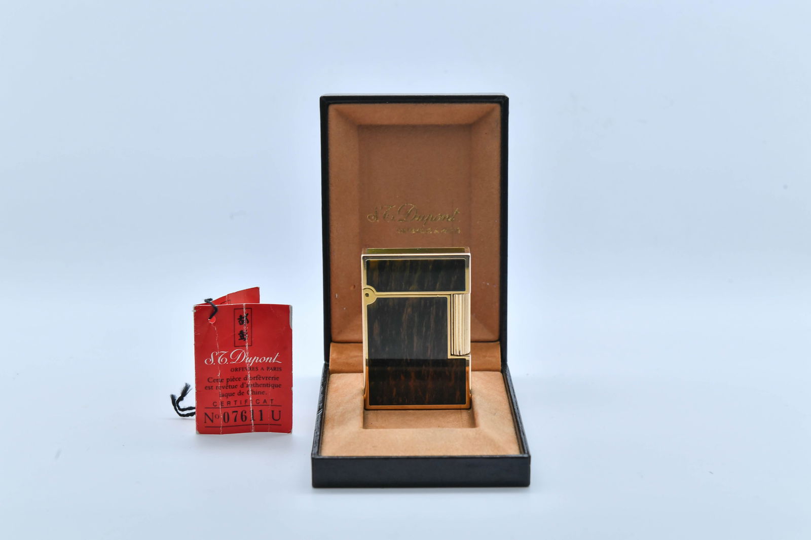 Marked Vintage S.T. Dupont Laque de Chine Model Wooden Pattern Lighter 9ZCF25, w/Original Case (1 of 7)