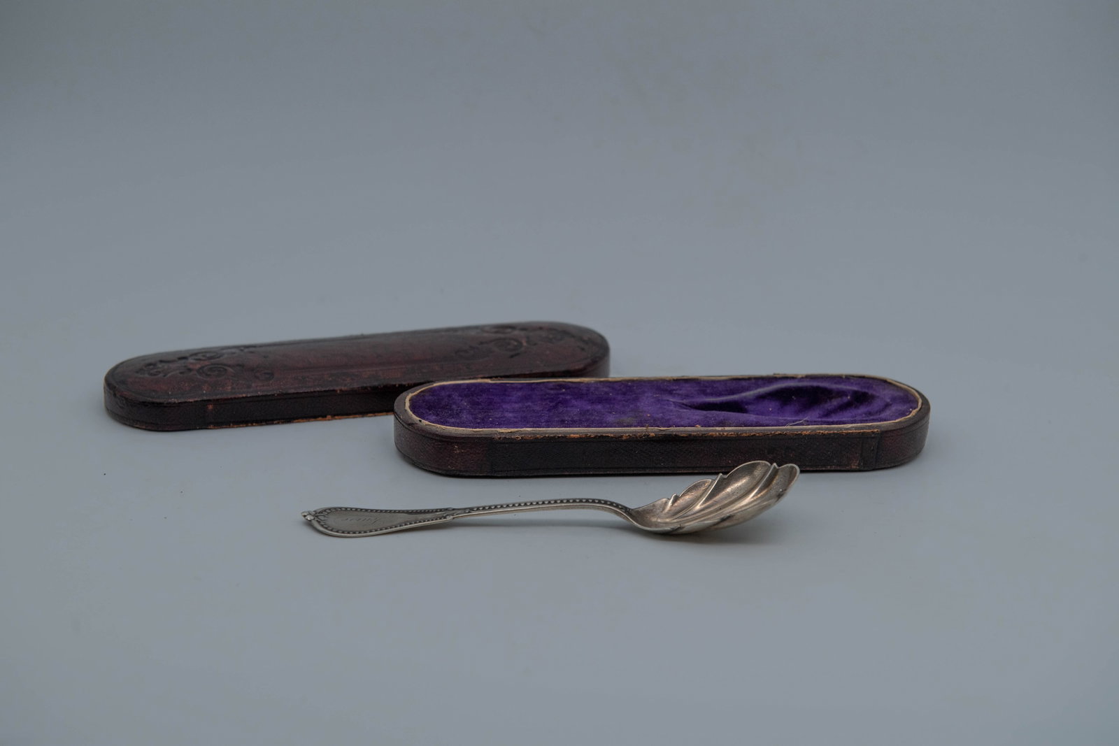 Vintage/Antique Silver Sugar Spoon by D.G.Jaccard & Co. w/Original Box: Vintage/Antique Silver Sugar Spoon by D.G.Jaccard & Co. w/Original Box. 6"L x 1"1/4W, Total weight 21.7g; (Tested as silver) Overall in good vintage condition