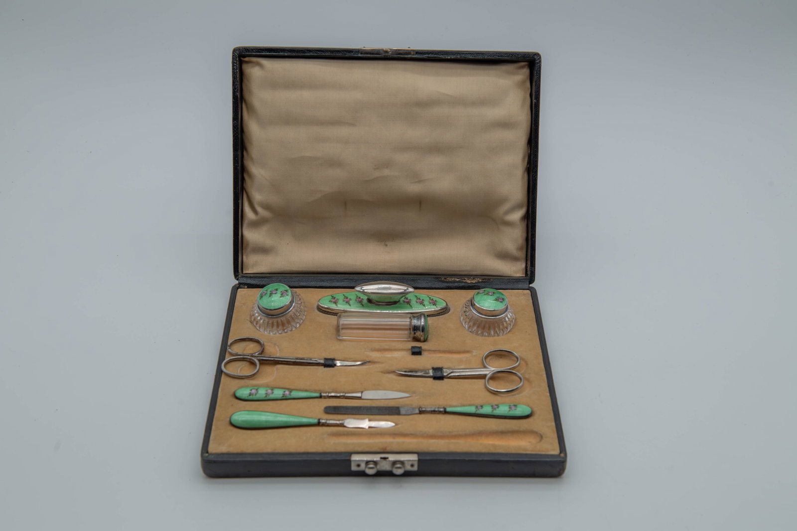 Vintage Set of 9 Enamel & Silver (Marked 800) Manicure Pedicure Set w/Original Case, Germany (1 of 8)