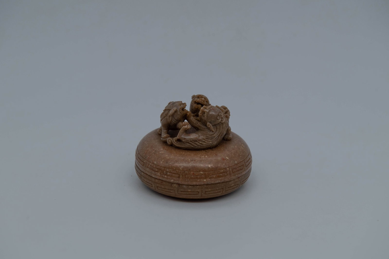 Vintage Chinese Carved Soapstone Seal Ink Box w/Three Foo Dogs (1 of 7)