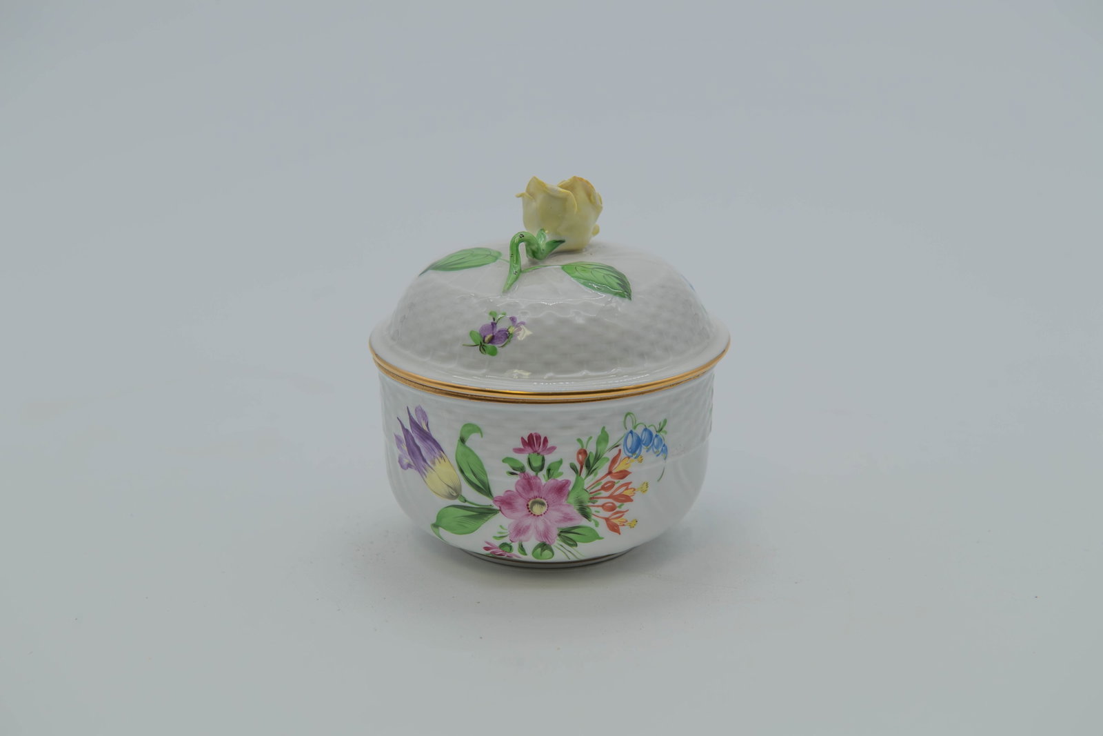 Fine Vintage Herend Hungary Hand-Painted Porcelain Covered Sugar Bowl (1 of 6)