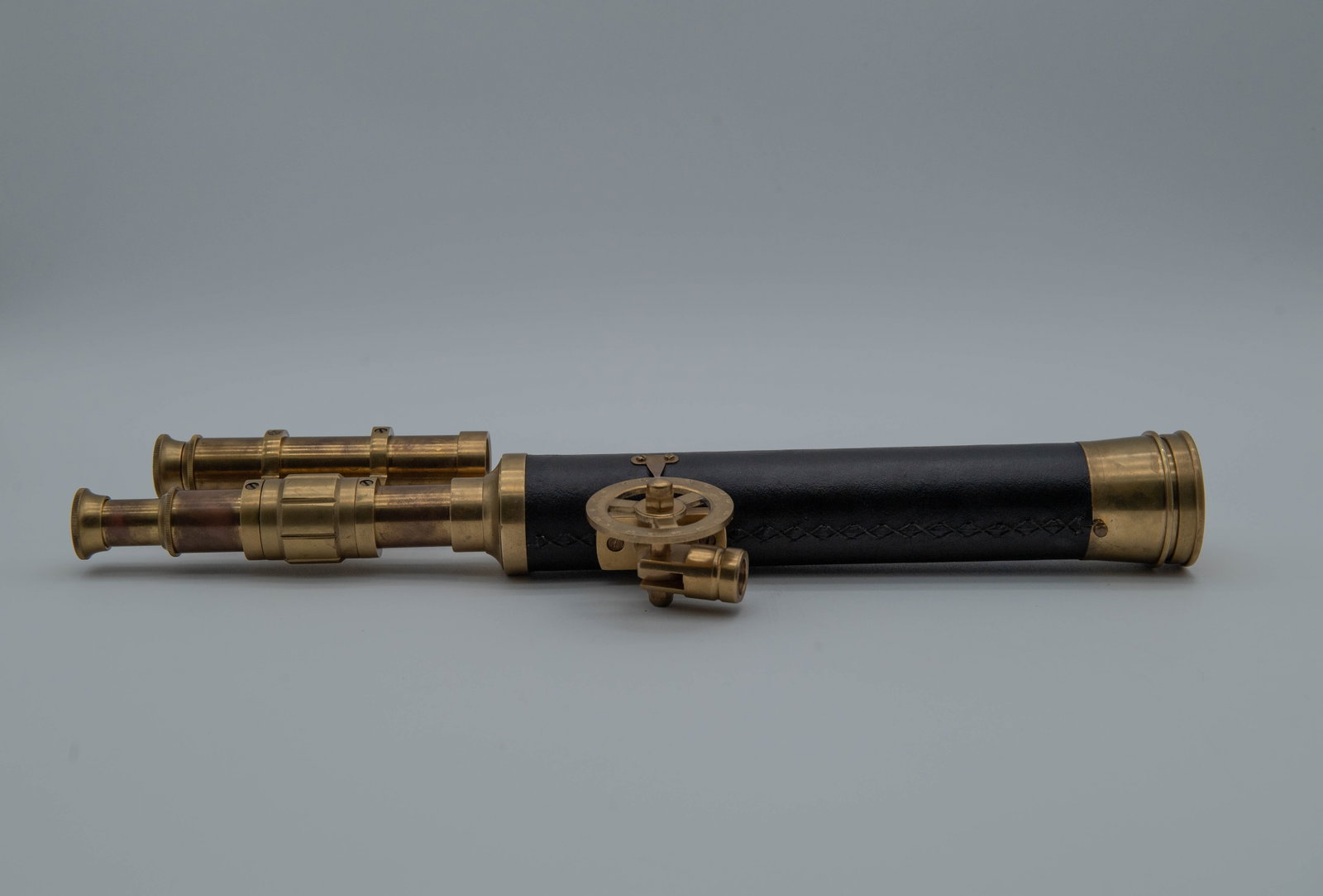 Vintage Hampton Brass & Leather Nautical Telescope (1 of 9)