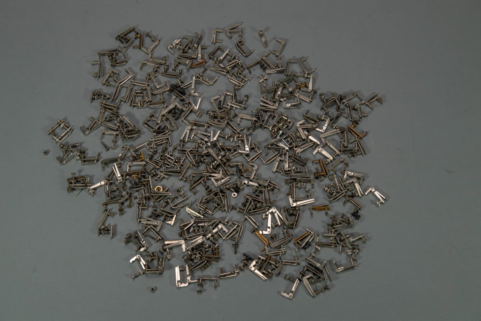 A Large Assortment of Vintage Germany Made Violin Accessories (1 of 5)