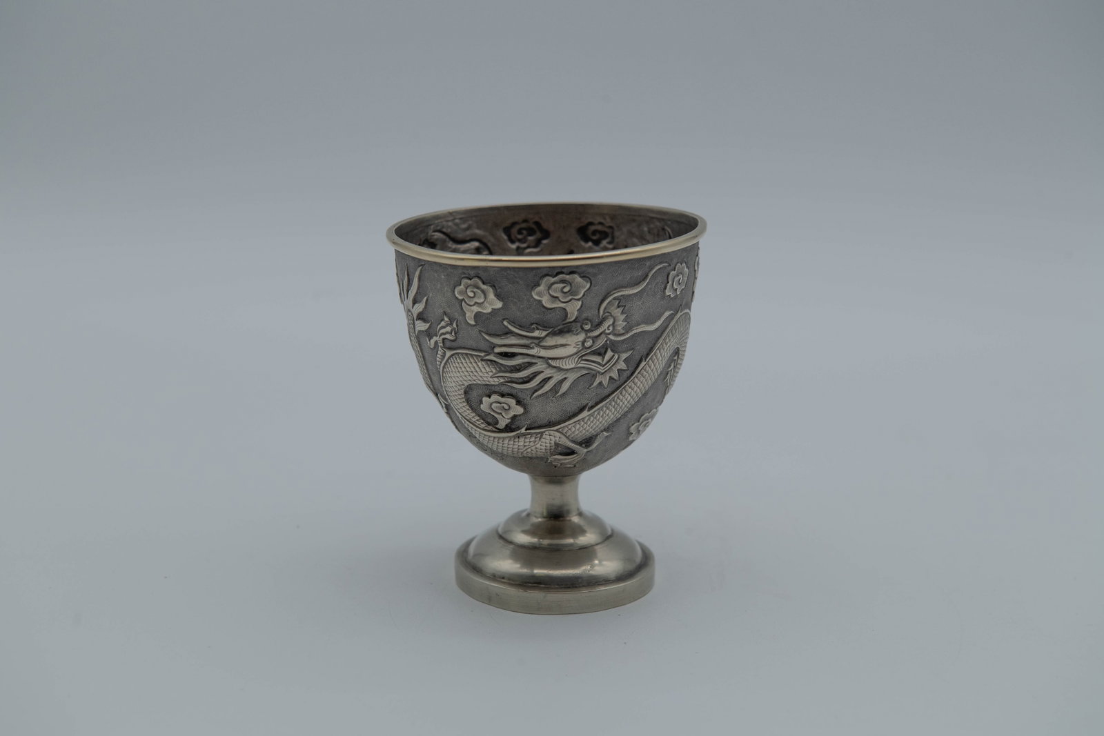 Vintage Chinese Export Sterling Silver Embossed & Chased Dragons Trophy Cup/Goblet (1 of 9)