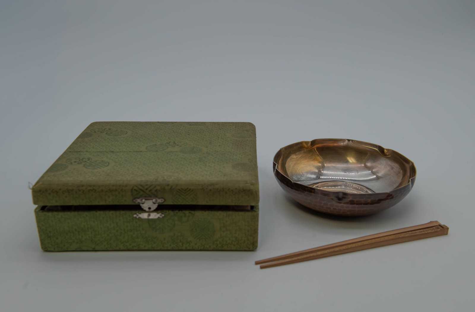 Signed Vintage Japanese Hammered Copper Metal Bowl & Pair of Chopsticks in Original Box, Marked " (1 of 7)