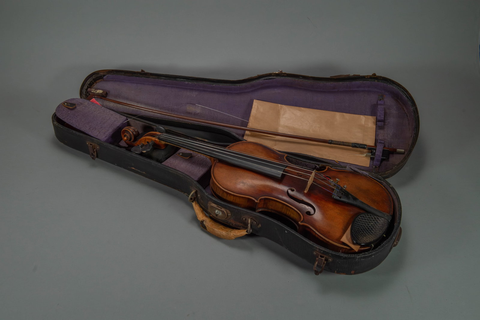 1705 Antique Violin Labeled "Matrio Aiban fecit Bolzan 1705" (1 of 9)