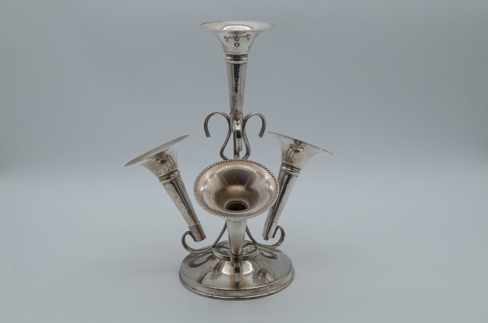 Vintage Four Trumpet-Shaped Silver-Plated Epergne Centerpiece (1 of 7)