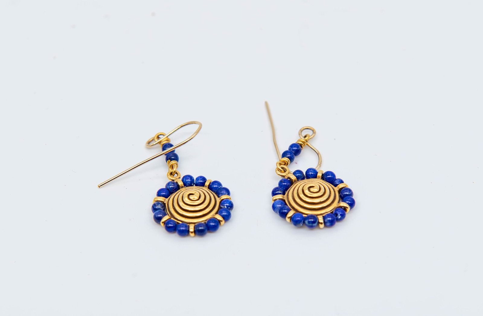 Marked MMA UPMAN 14K Gold & Lapis Lazuli Earrings (1 of 6)