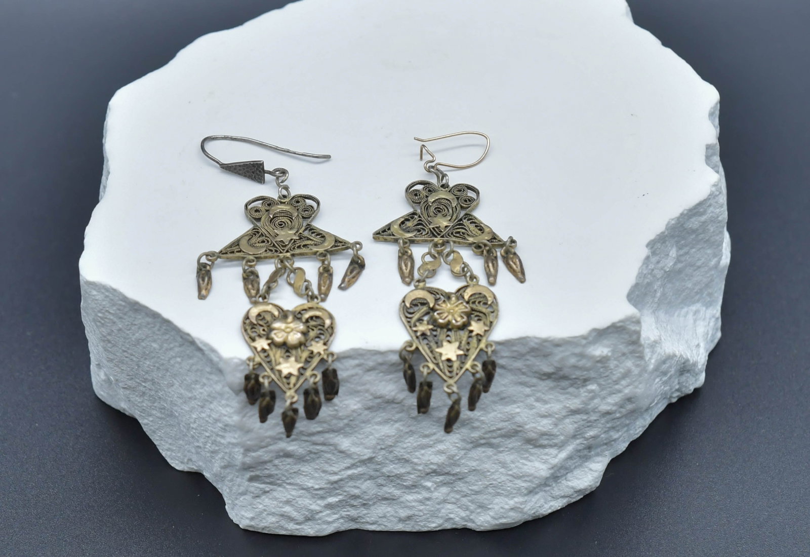 Pair of Vintage Marked 875 Silver Filigree Earrings w/Heart Motif & Dangles: Pair of Vintage Marked 875 Silver Filigree Earrings w/Heart Motif & Dangles. Total length 2"1/2. (Silver tested positive by acid test; purity not verified) Total weight 9.6g; In good condition, one ea