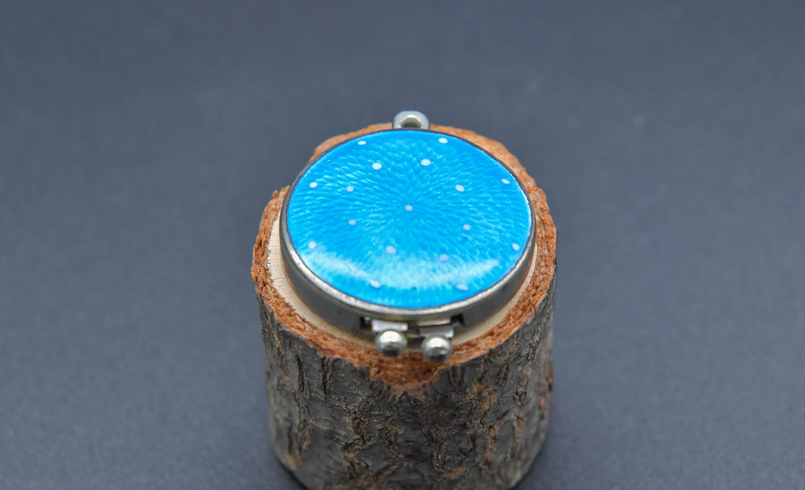 Vintage Silver & Blue Guilloche Enamel Pendant w/Cigar Clipper: Vintage Silver & Blue Guilloche Enamel Pendant w/Cigar Clipper, Outer circle tested as silver, but the clipper tested as not silver. Diameter 1", Total weight 17.1g; In good condition. (Stand Not Incl