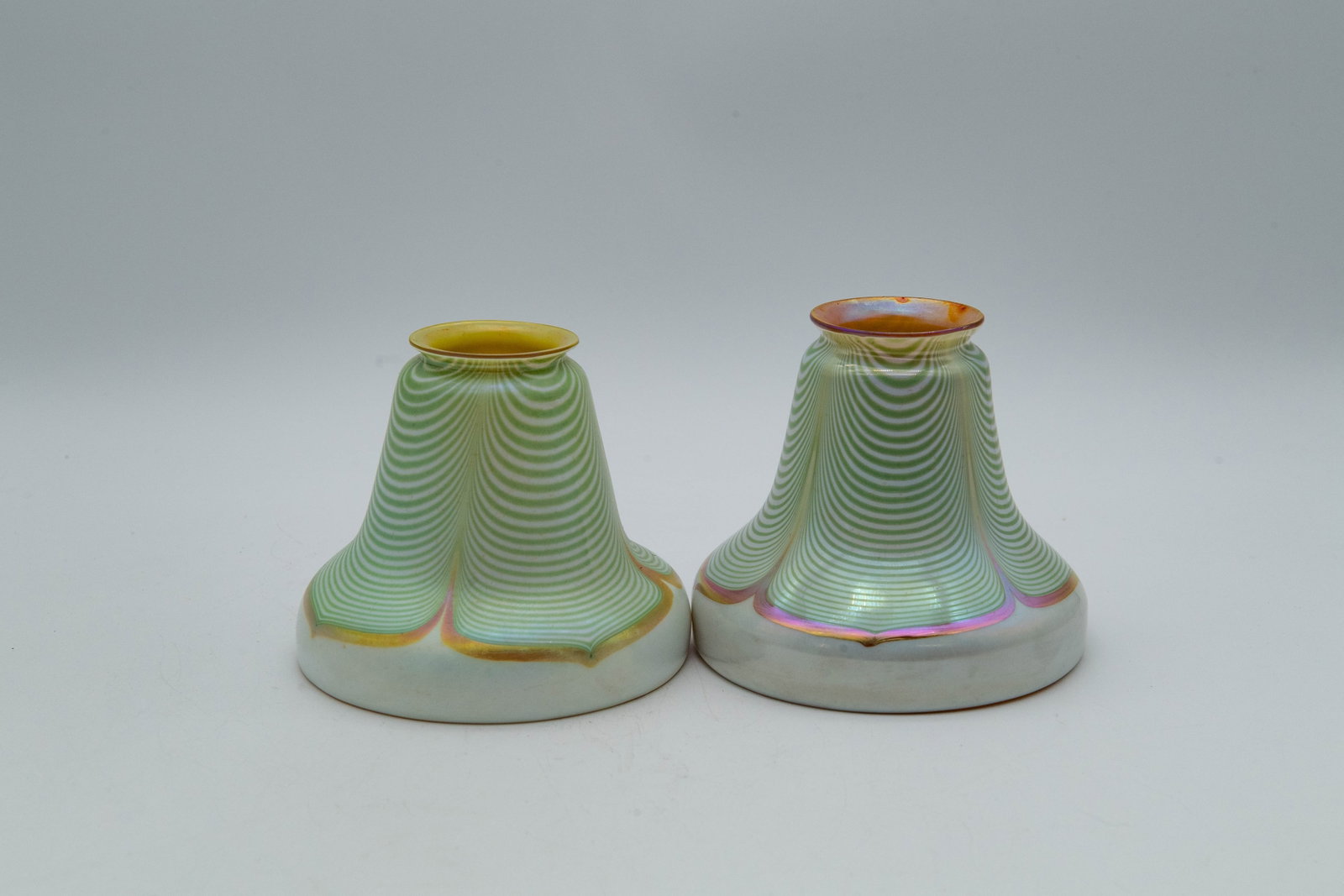 Lot of 2 Vintage Quezal Specialty/Style Art Glass Shades: Lot of 2 Vintage Quezal Specialty/Style Art Glass Shades. Measures 4"1/2 x 5". Overall in good vintage condition. (For replacement)
