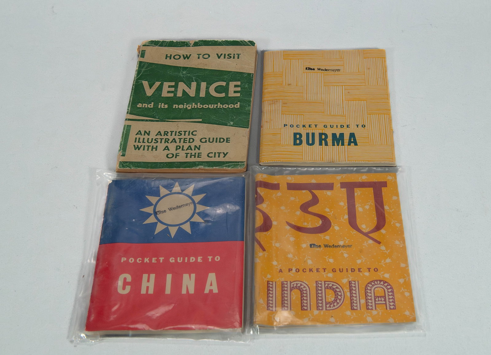 Lot of 4 Vintage Pocket Booklets (1 of 5)