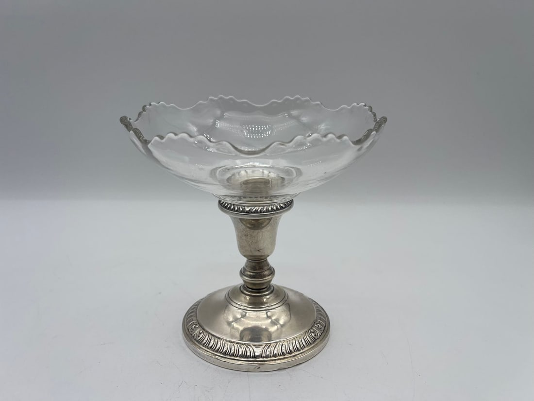 Vintage "Frank M. Whiting & Company" Compote/Candy Dish on Sterling Silver Weighted Base (1 of 8)