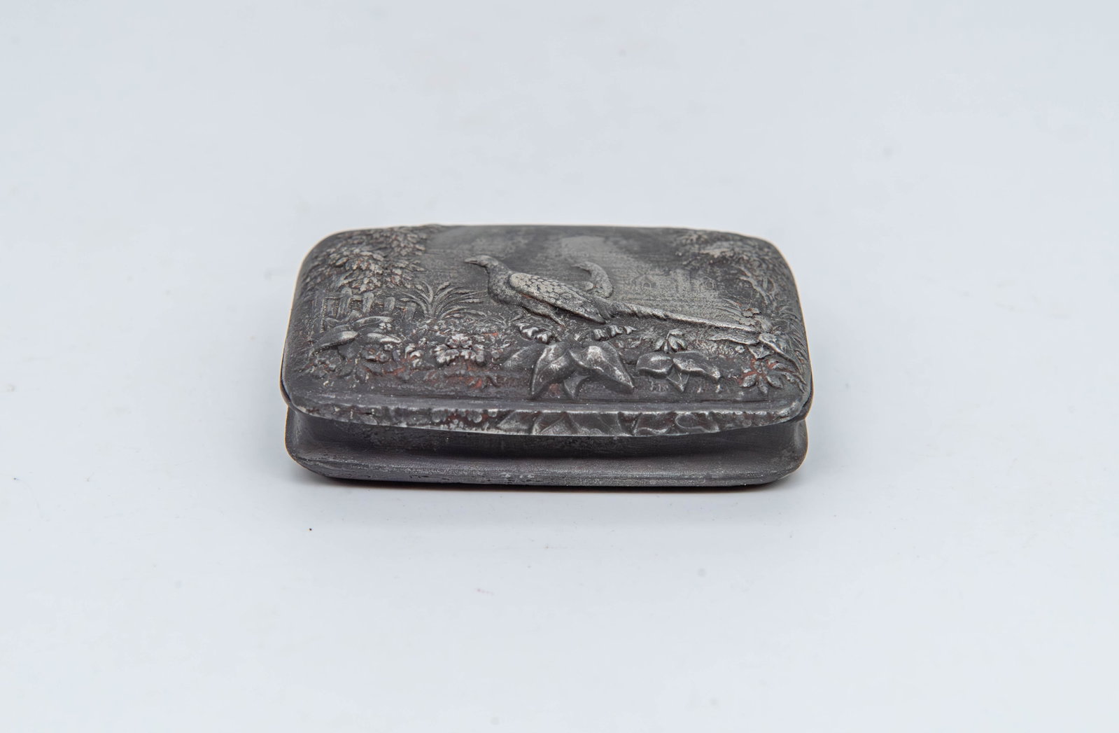 Vintage Metal Cigarette or Snuff Box w/Raised Relief Scene (1 of 6)
