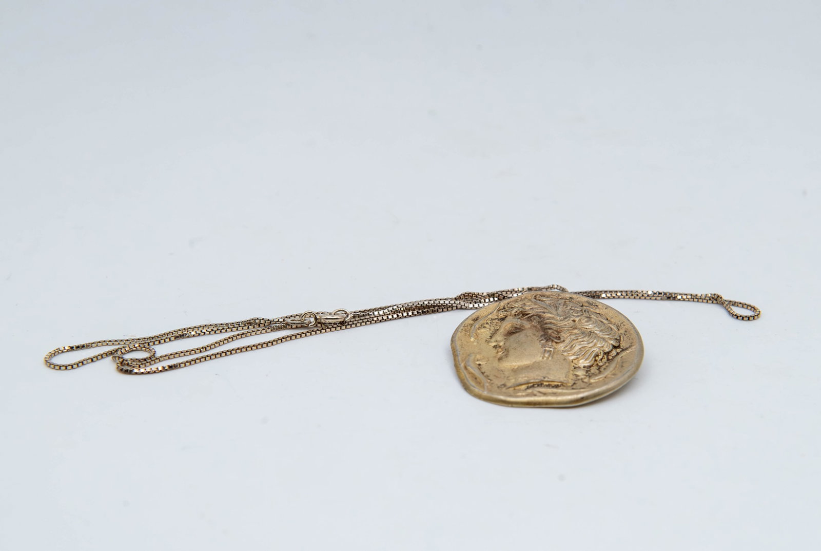 Marked 800 Vintage Ancient Greek Artistry Handcrafted Persephone Coin Pendant w/925 Silver Chain: Marked 800 Vintage Ancient Greek Artistry Handcrafted Persephone Coin Pendant w/925 Silver Chain. Pendant size 1"1/2 x 1"1/2; Italy 925 silver chain length 24"; Total weight 16.1g; In good vintage con