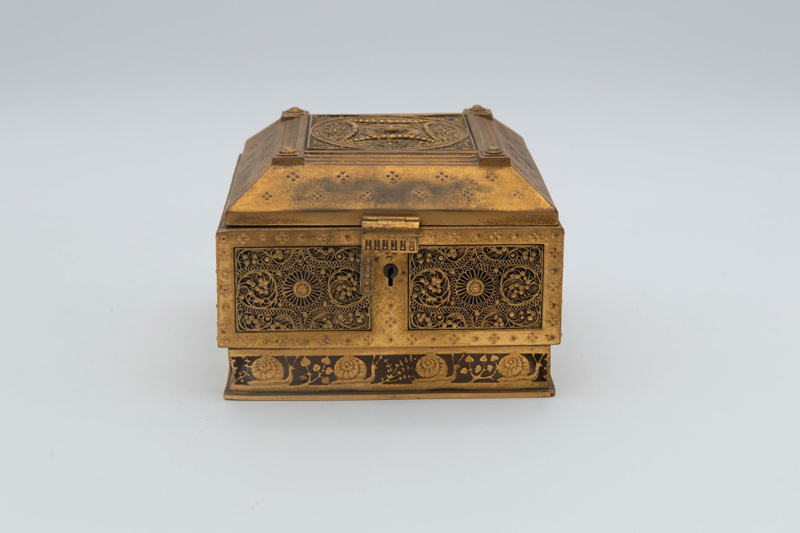Stunning Vintage Germany Gilt Bronze Jewelry Box w/Intricate Floral Motifs & Unique Snail Design: Stunning Vintage Germany Gilt Bronze Jewelry Box w/Intricate Floral Motifs & Unique Snail Design. Overall in good condition, with age-related patina consistent with age. Measures 6"1/4 x 6"1/4 x 3"3/4