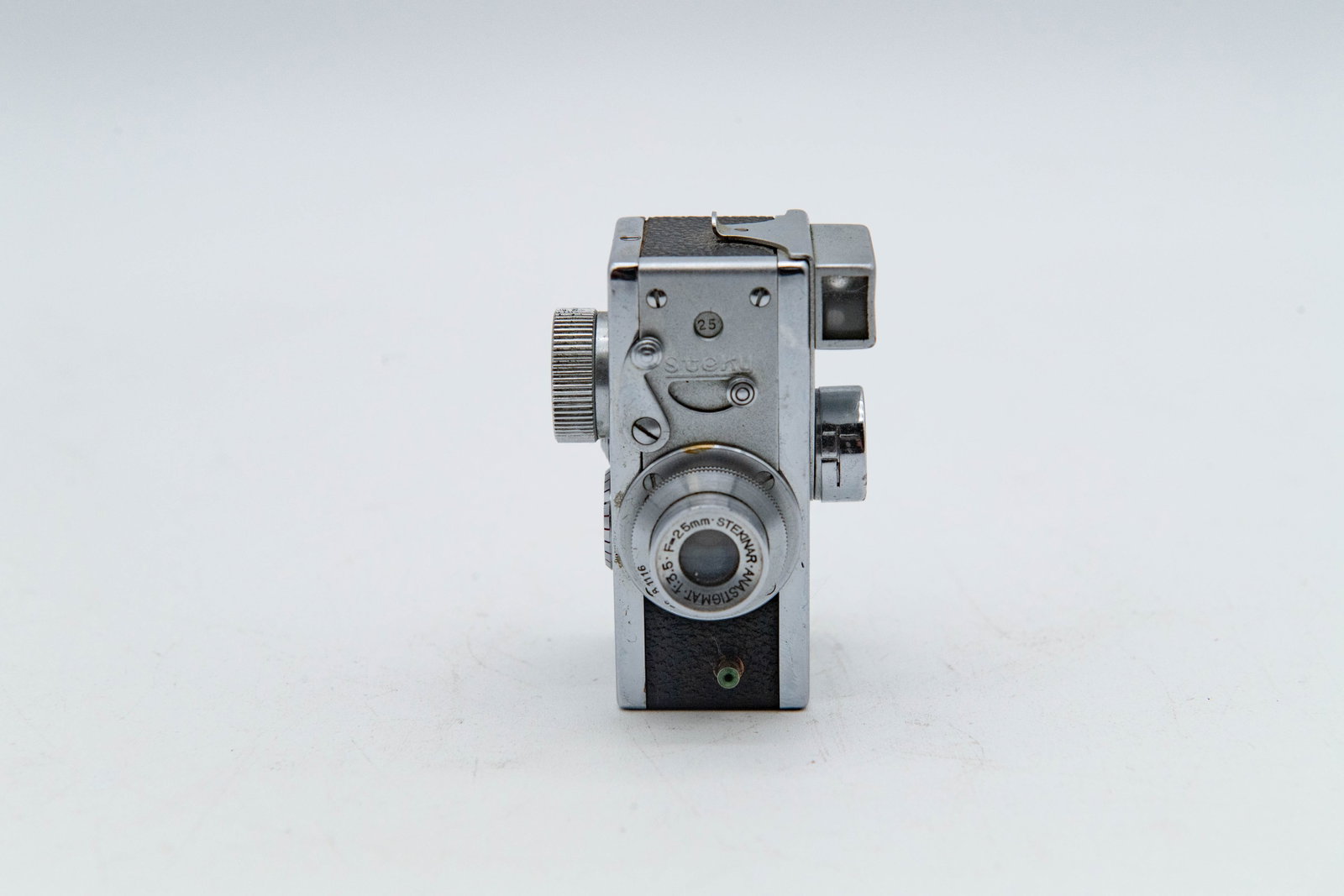 Vintage Steky Subminiature 16mm Camera, Model III A (1 of 7)