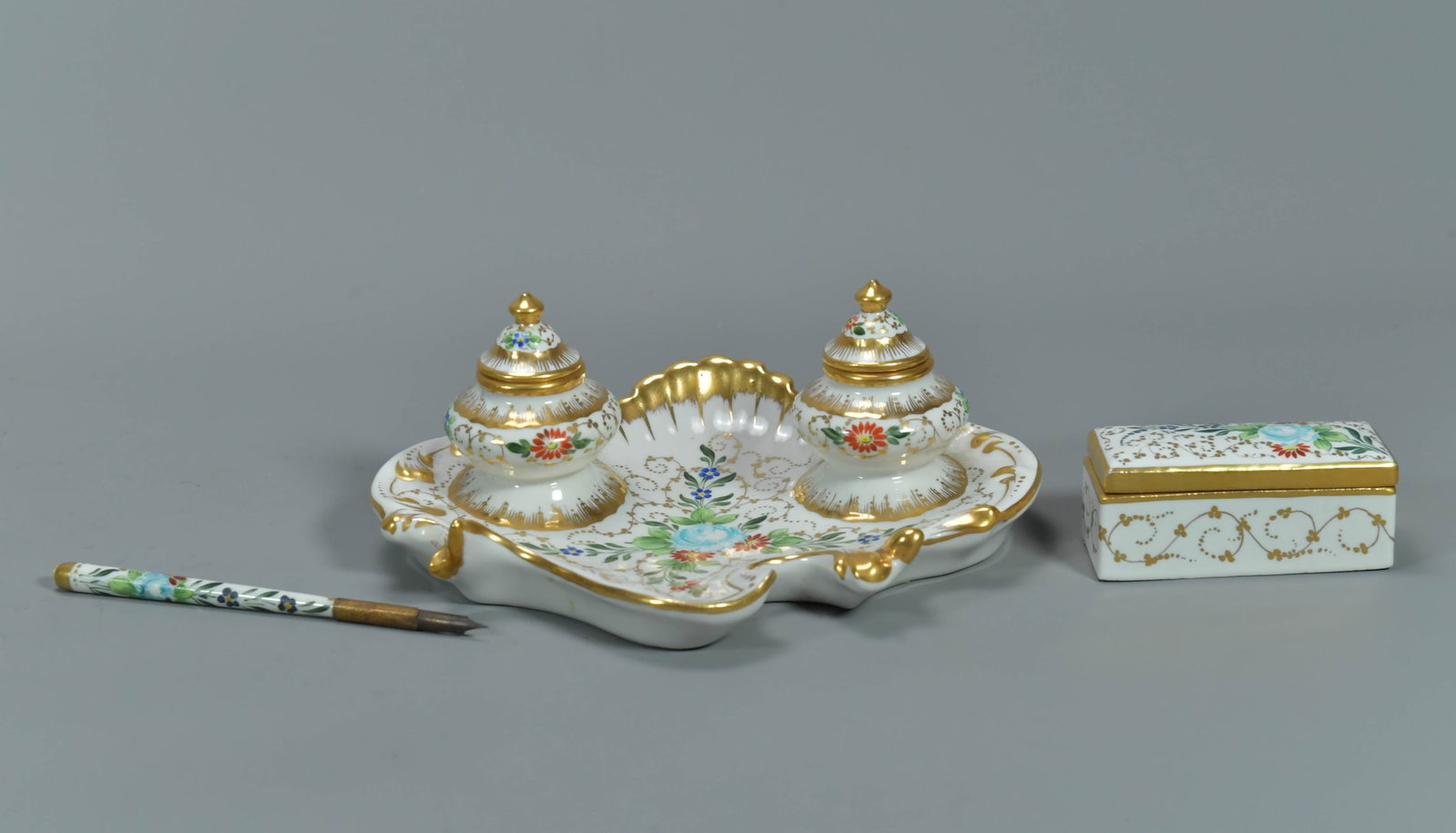 Lot of 3 Vintage Hand-Painted Floral & Gold Gilding Porcelain Double Inkwell Set: Lot of 3 Vintage Hand-Painted Floral & Gold Gilding Porcelain Double Inkwell Set Decorative & Functional Desk Accessory. 1)Stamp box or trinket box 3"1/4L x 1"1/2W x 1"1/4H, there is a small chip insi