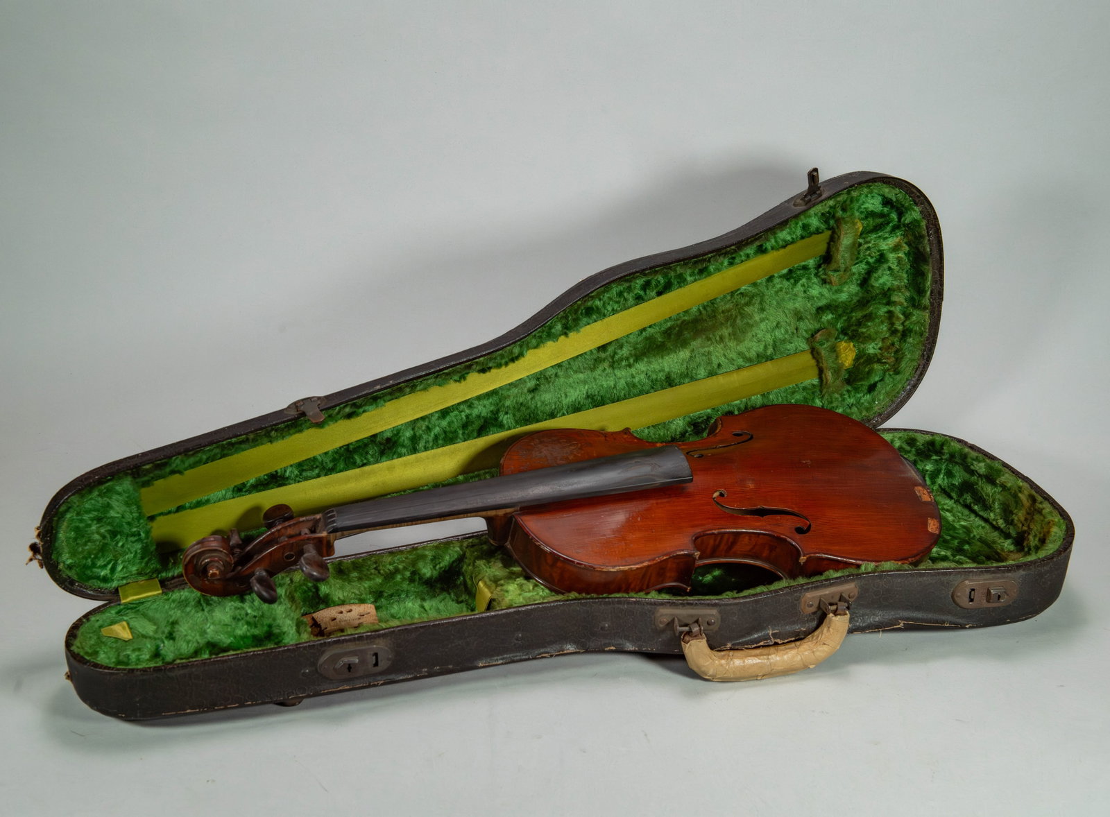 Vintage Violin Labeled "Francois Guillmont, Elix-la-Chapelle" (1 of 15)
