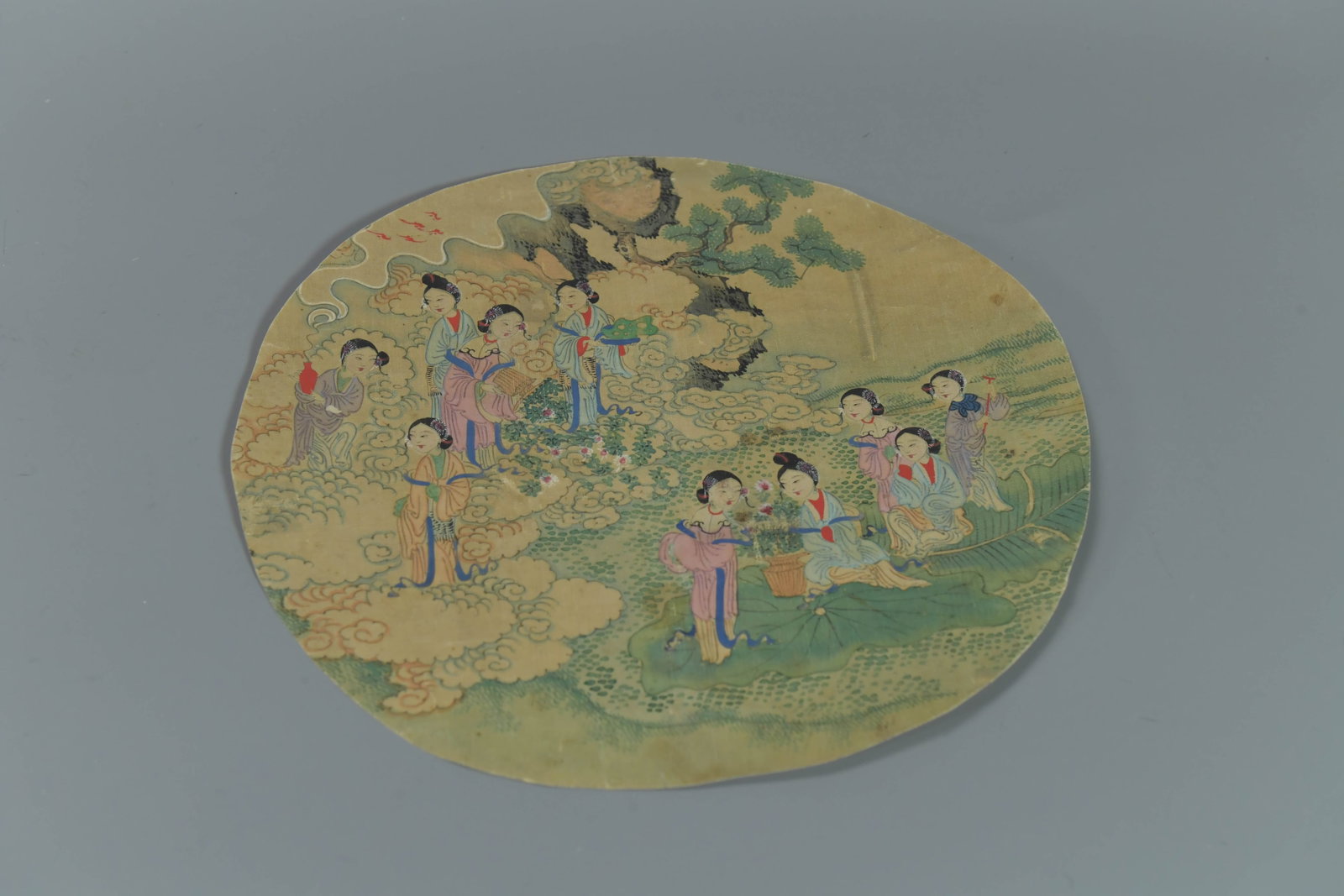 Fine Vintage Chinese Round Fan Painting on Silk Panel (1 of 6)