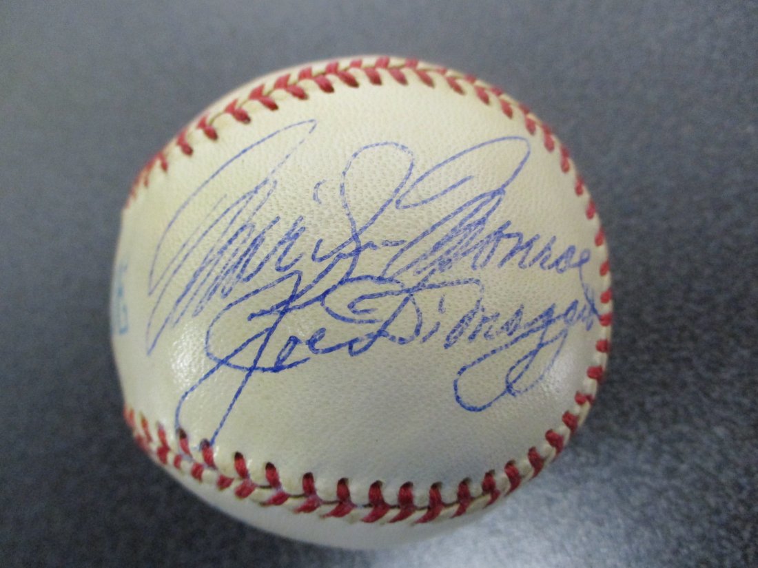 Marilyn Monroe and Joe DiMaggio Dual-Signed Baseball - A Hollywood and Baseball Love Story (1 of 5)
