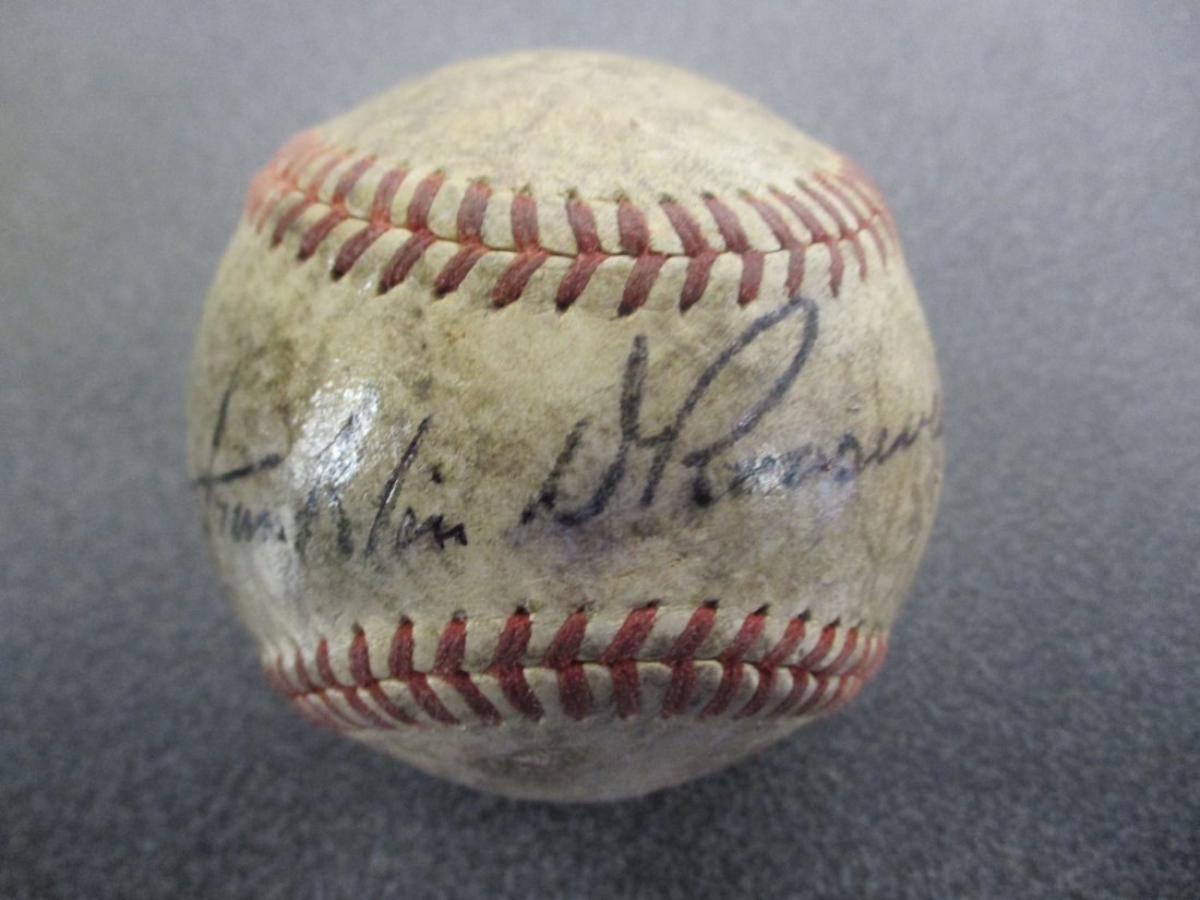 Franklin D Roosevelt Signed Baseball w/ COA (1 of 3)