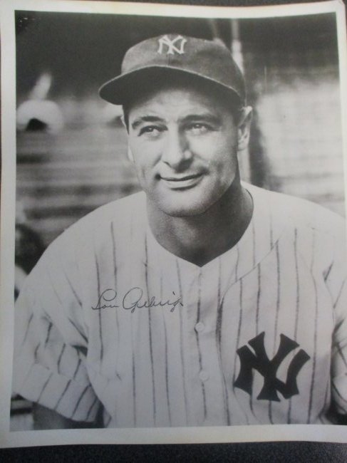 Lou Gehrig Autographed Masterpiece: Vintage Photograph 8" x 10" with COA (1 of 4)