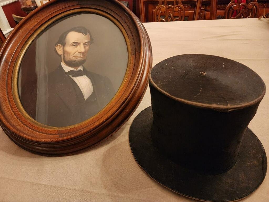 Abraham Lincoln Signed 1860s Original Top Hat (1 of 5)