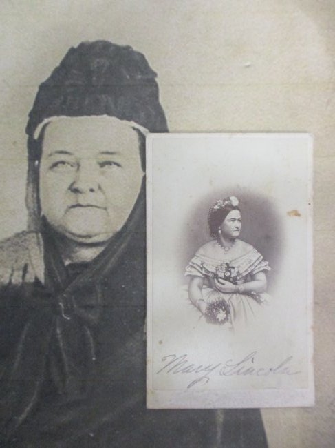 Mary Lincoln Signed CDV Card - Rare Glimpse into the First Lady's Legacy (1 of 3)