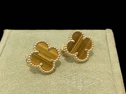 Van Cleef & Arpels Vintage Alhambra Earrings 18k Yellow Gold,Tiger Eye: Van Cleef & Arpels Vintage Alhambra Earrings 18k Yellow Gold,Tiger EyeCondition: like new.Brand: Van Cleef & Arpels.Metal: 18k yellow gold.Comes with original box or pouch.