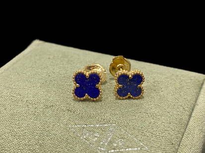 Van Cleef & Arpels Sweet Alhambra Earstuds 18K Yellow Gold Lapis Lazuli: Condition: like new Brand: Van Cleef & Arpels Metal: 18k yellow gold Gem stone: Lapis lazuli Comes with original box or pouch.