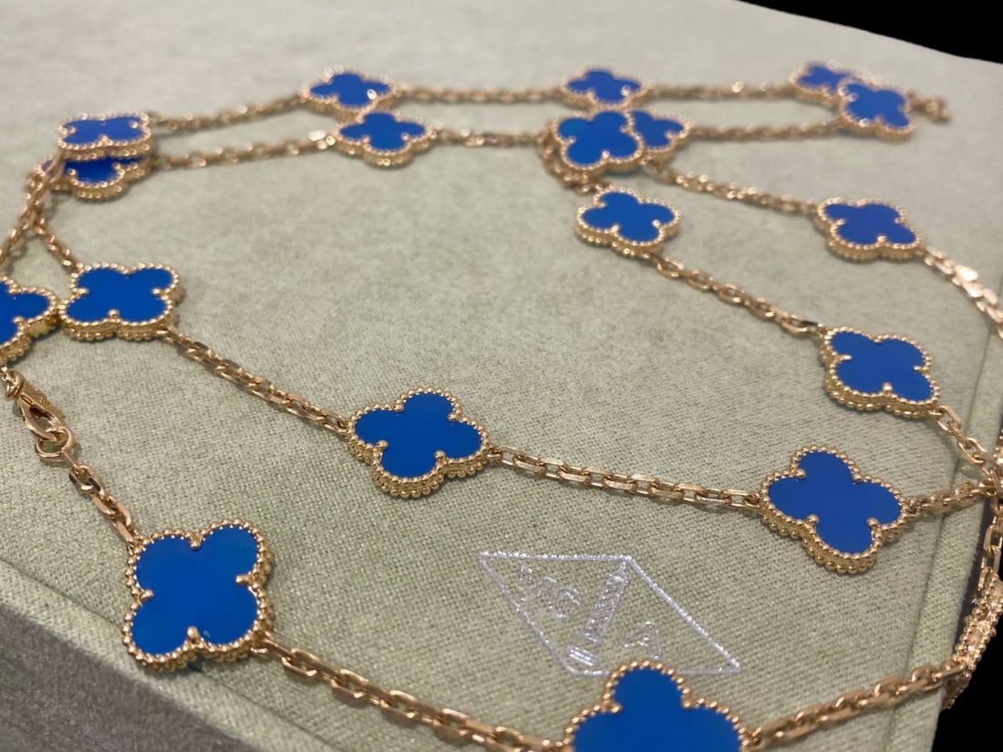 Van Cleef & Arpels 18K Yellow Gold Vintage Alhambra 20 Motifs Long Necklace, Agate (1 of 4)