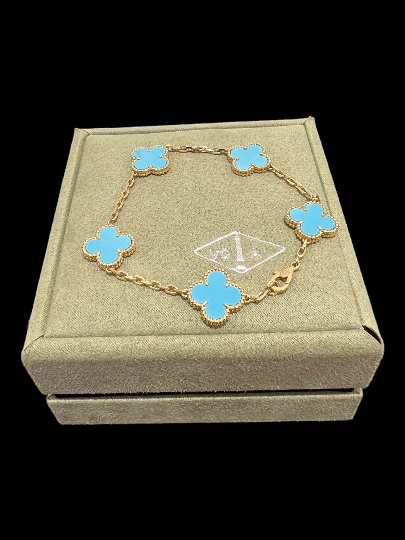 Van Cleef & Arpels Vintage Alhambra Bracelet 5 Motifs 18K Yellow Gold Turquoise (1 of 4)