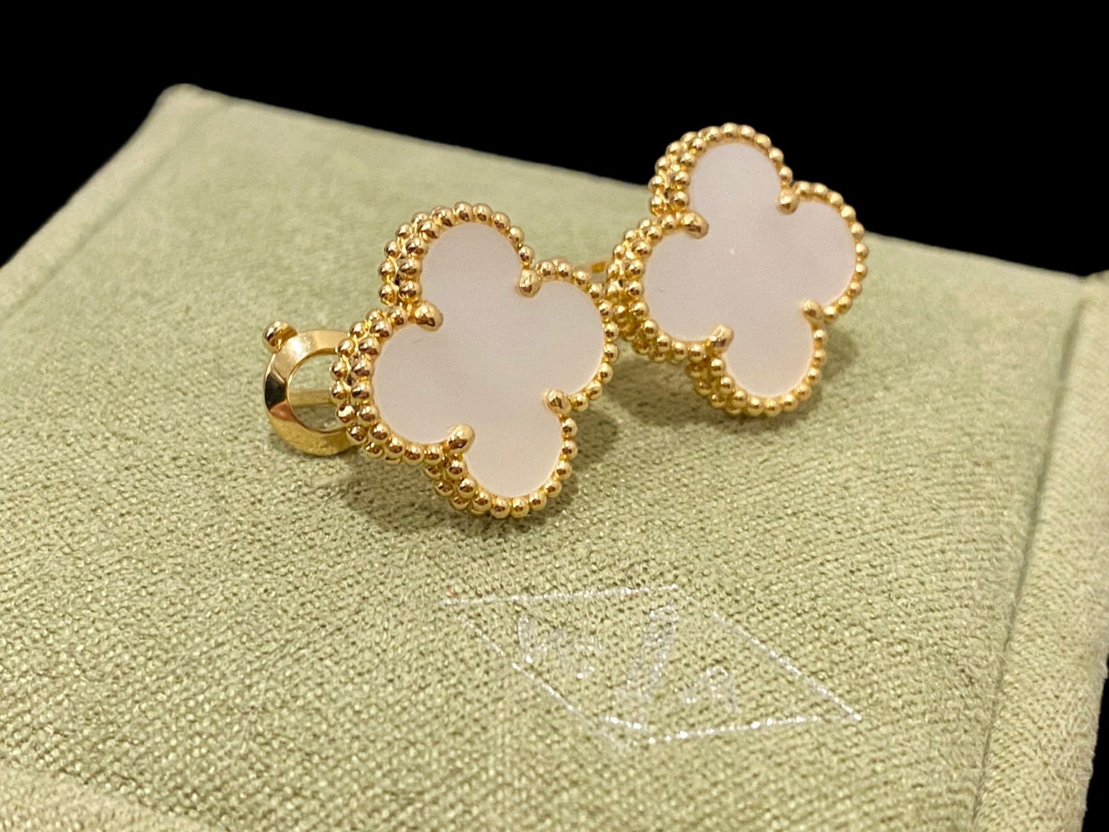 Van Cleef & Arpels 18K Yellow Gold Mother-of-Pearls Vintage Alhambra Earrings (1 of 5)