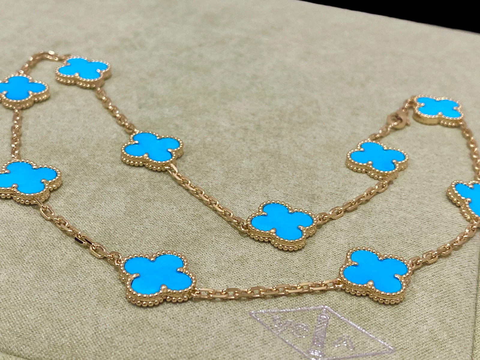 Van Cleef & Arpels 18K Yellow Gold Turquoise Vintage Alhambra 10 Motifs Necklace (1 of 5)