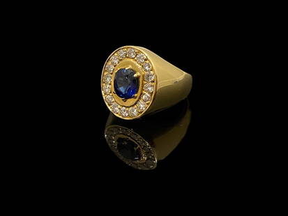 Van Cleef & Arpels 18K Yellow Gold Sapphire & Diamond Ring Size 6.5: Van Cleef & Arpels 18K Yellow Gold Sapphire & Diamond Ring Size 6.5Brand: Van Cleef 7 Arpels Condition: pre-owned Sapphire: apx 1.1 ct Diamond: apx 1 ct VS/FMaterial: 18K Yellow Gold Size: 6.5