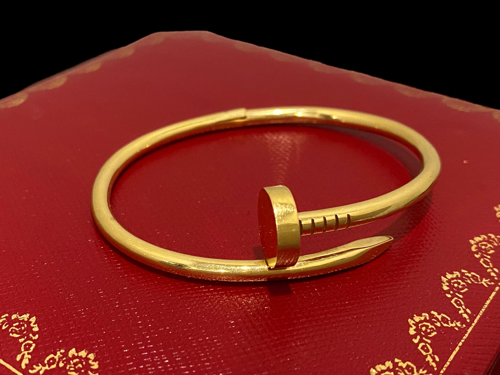Cartier 18K Yellow Gold Juste Un Clou Nail Bracelet Size 16 (1 of 5)